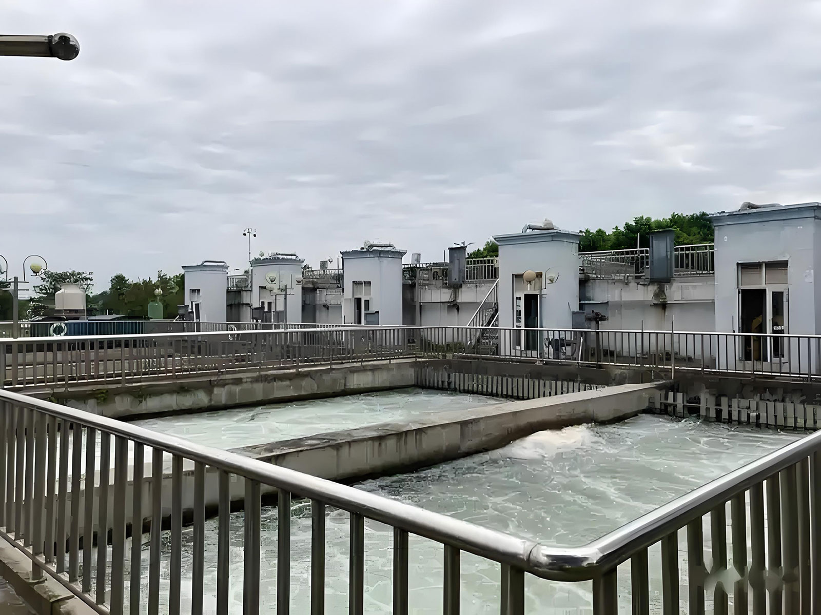 广汉市监管中心一体化污水处理设备采购项目